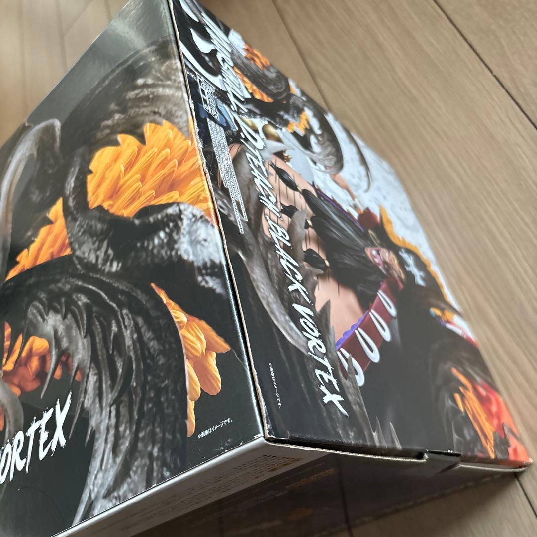 H.フィギュアーツ ONE PIECE マーシャル・D・ティーチ -闇水-