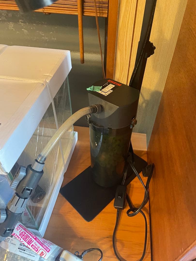 新品30センチキューブ水槽とその他諸々