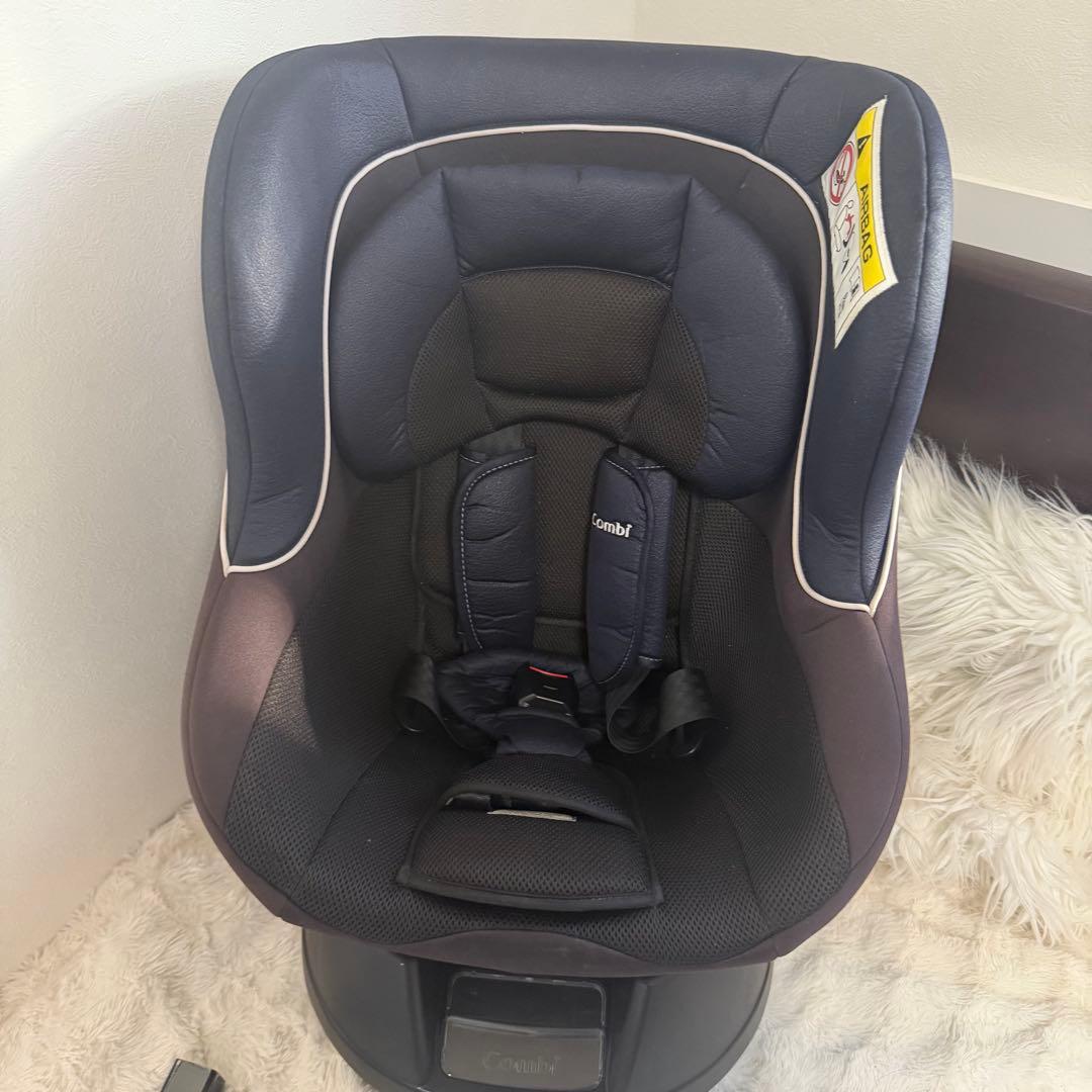 【西松屋限定】コンビ Combi ネセルターンネクスト　チャイルドシート