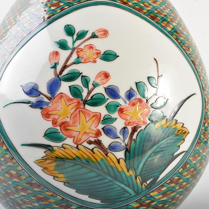 九谷焼　三代三ツ井為吉作　色絵草花文　飾壷　共布共箱　V　R6833B