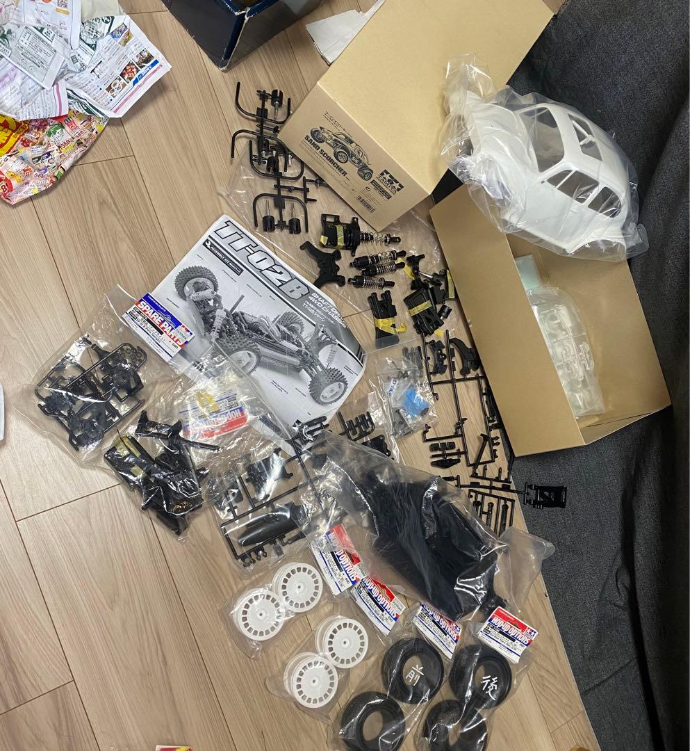 TT-02B 未組み立て ほぼ1台分 新品ワーゲンオフローダーボディ付き