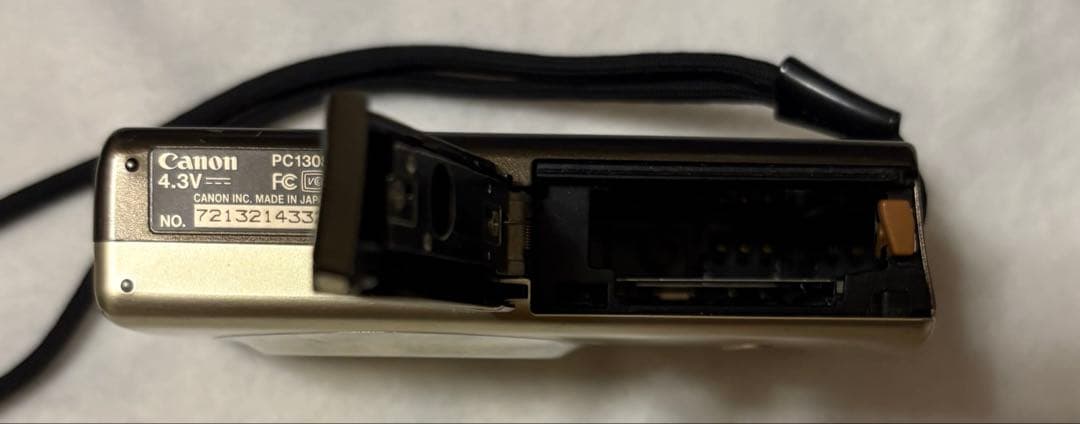 Canon IXY DIGITAL 920IS ゴールド