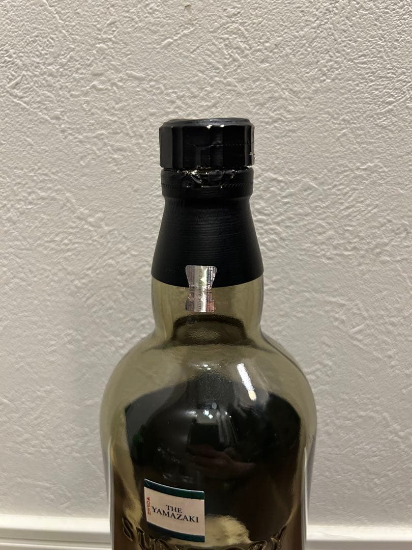 山崎18年 空瓶 未洗浄