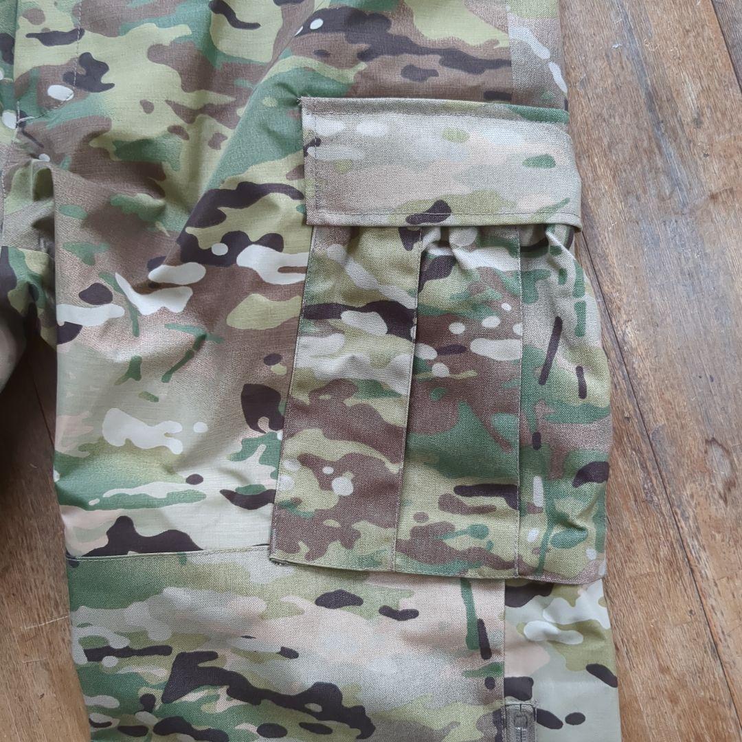 米軍実物　未使用　OCP マルチカム　ゴアテックスパンツ　M−R ①