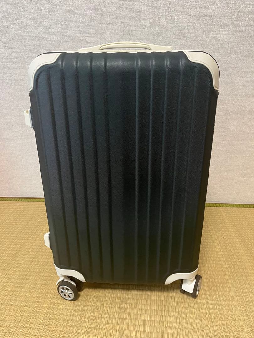 おしゃれ！拡張付き！キャリーケース！！
