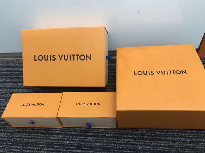 ルイヴィトン Louis Vuitton 空箱4点（靴、鞄、チャーム）保存袋2点