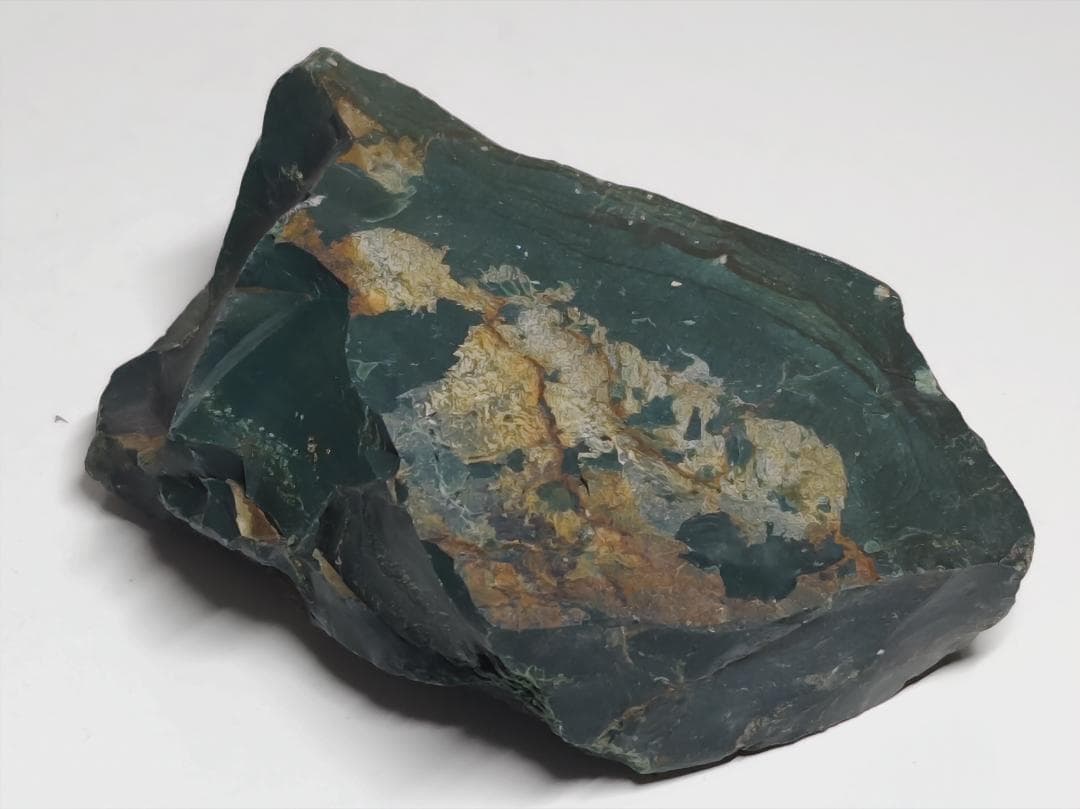 M-82 出雲石 182g 碧玉 瑪瑙 原石 鑑賞石 自然石 誕生石 鉱石 鉱物