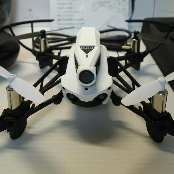 ドローン Parrot Mambo FPV セット