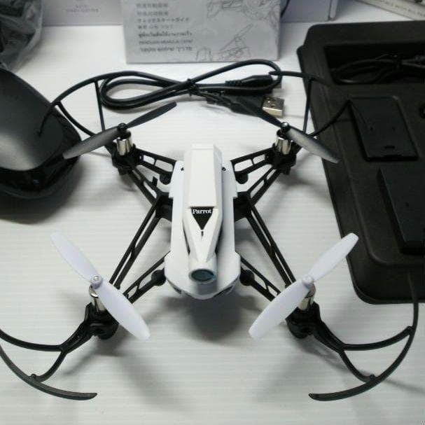 ドローン Parrot Mambo FPV セット