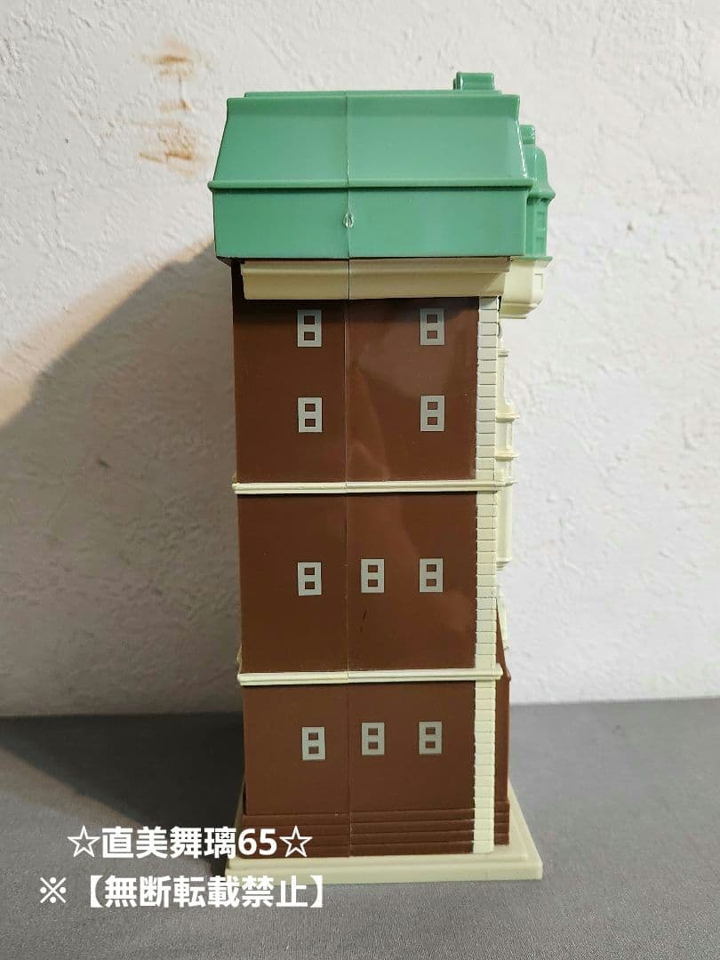 タワーオブテラー貯金箱　※【訳あり】