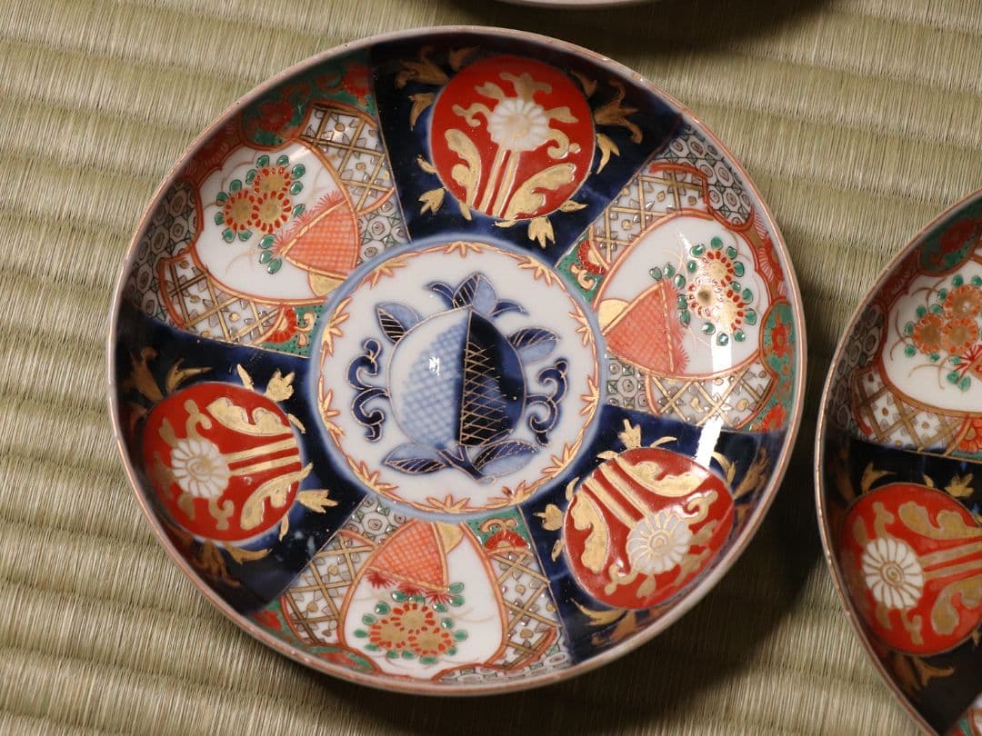 【CM48】古伊万里 色絵 五寸皿 四客 中皿 金彩 錦手 柘榴 花篭 草花
