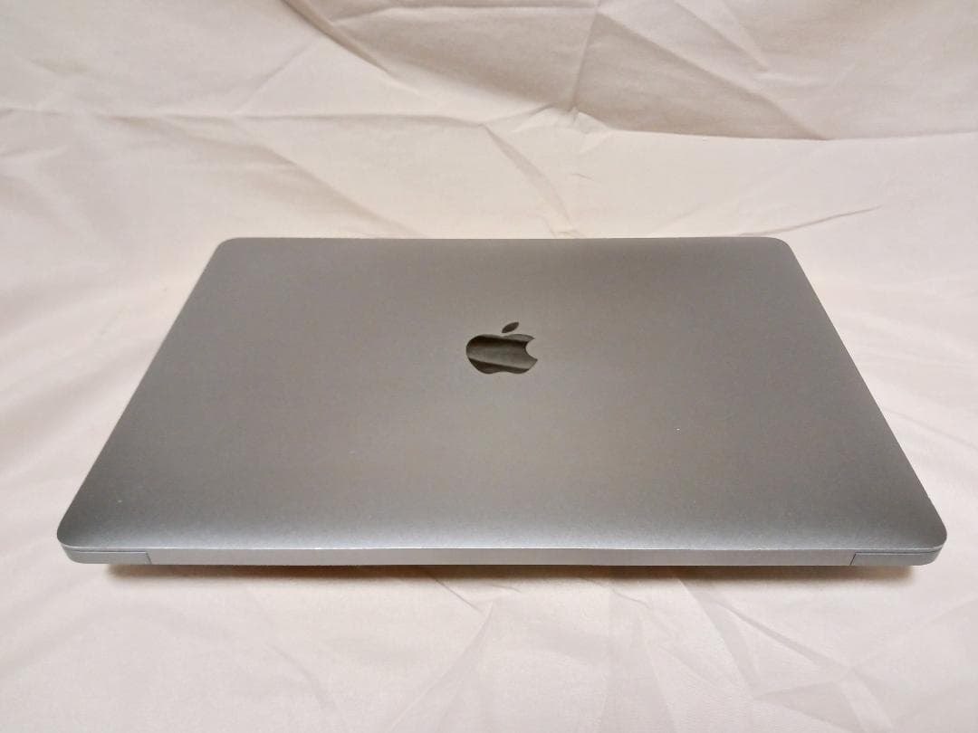 i5/16/256 バッテリー換済　MacBook Air 13　A1932