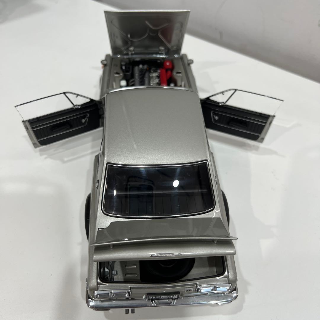 AUTOart 日産1/18 スカイライン2000 GT-R ハコスカ