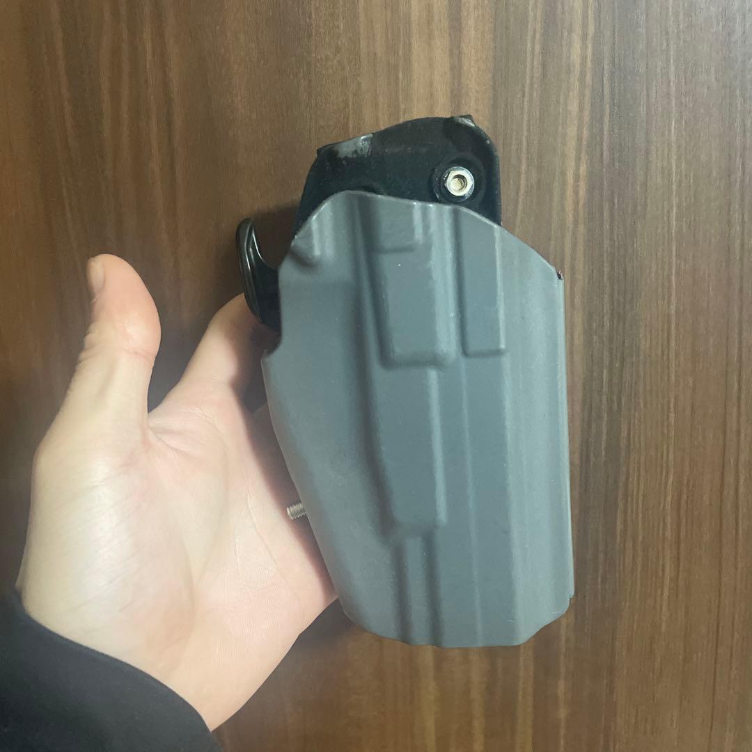 FN5-7 ガスガン ホルスター、予備マガジン付き