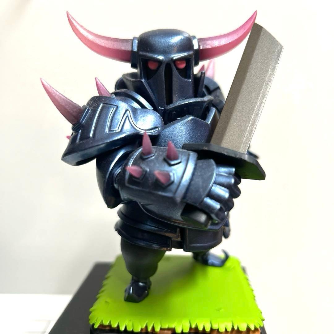 クラクラ　クラロワ　フィギュア　PEKKA
