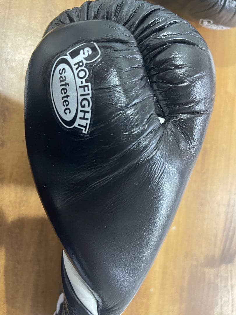 CLETO REYES プロフェッショナル ボクシンググローブ 黒（未使用）