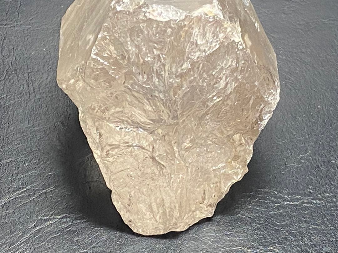 シェレマン山脈 水晶　584g