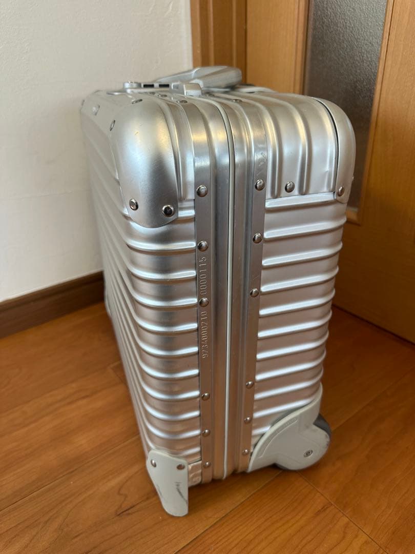RIMOWA リモワ トパーズ ビジネストロリー 2輪 機内持込可
