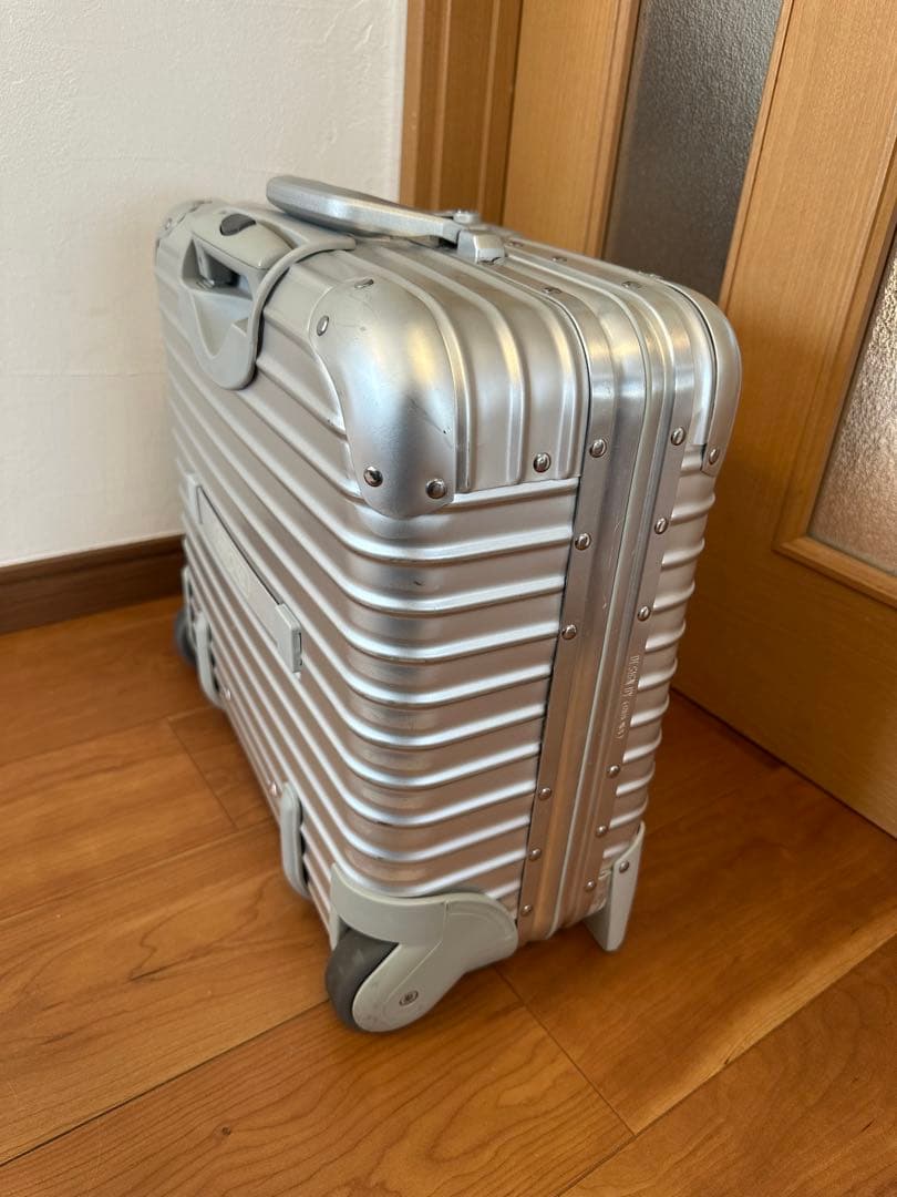 RIMOWA リモワ トパーズ ビジネストロリー 2輪 機内持込可