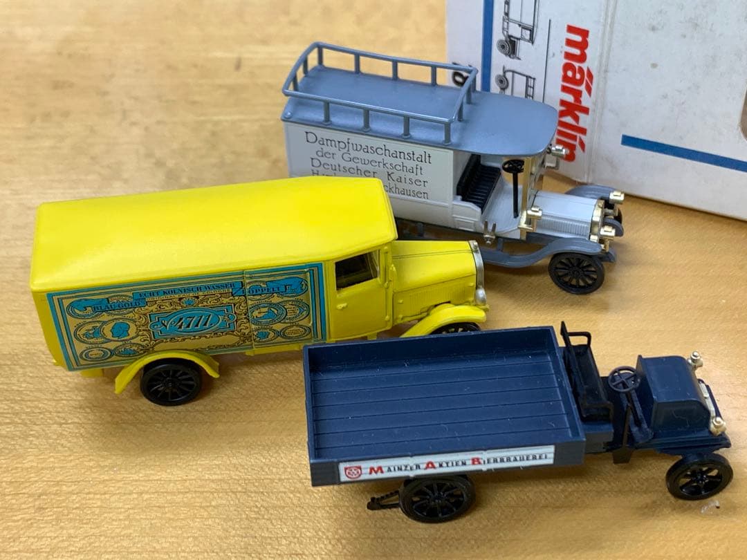 希少メルクリンHO クラシックカー3台すね