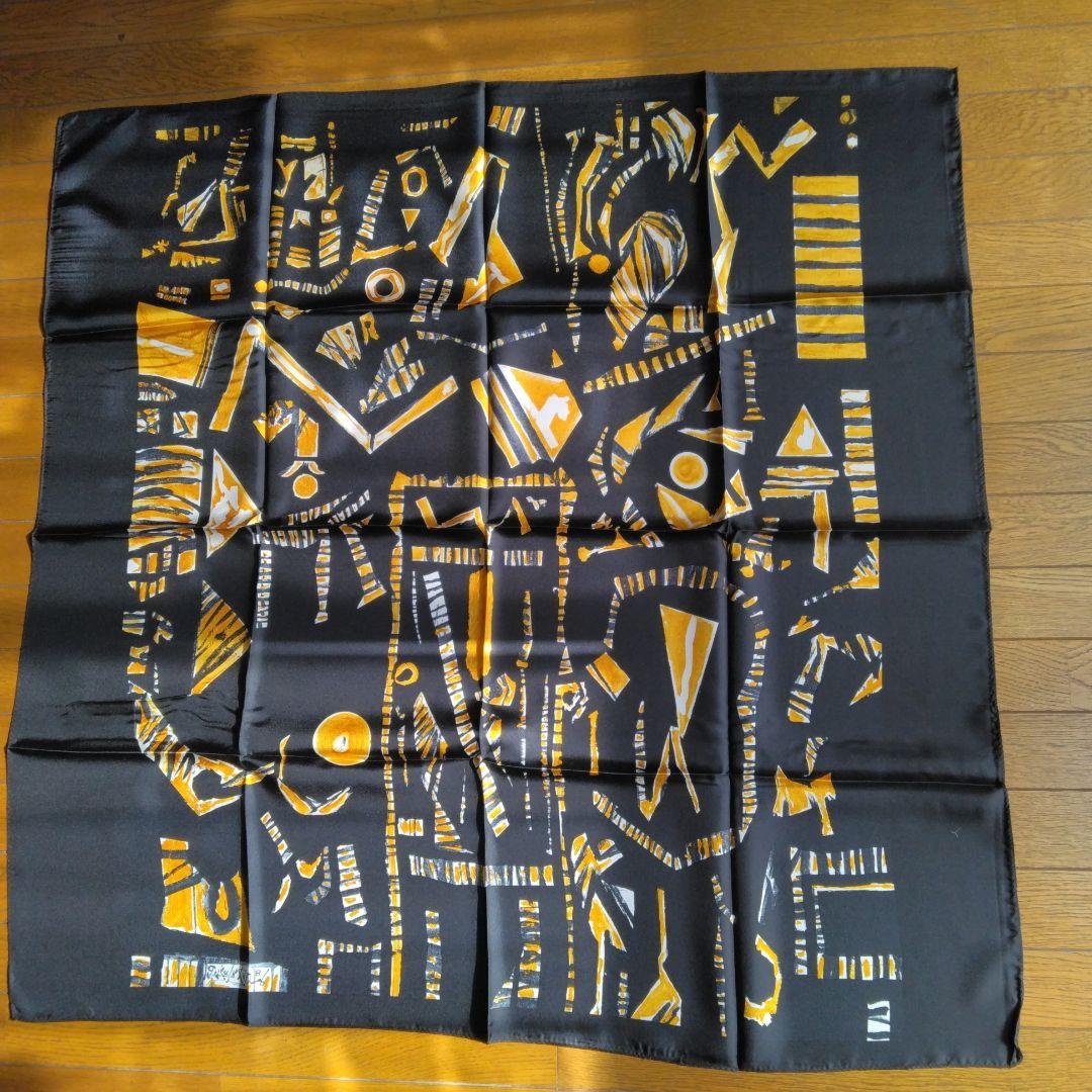 新品未使用　猪熊弦一郎ミュージアムグッズシルクスカーフ「黄金の星座(ブラック)」