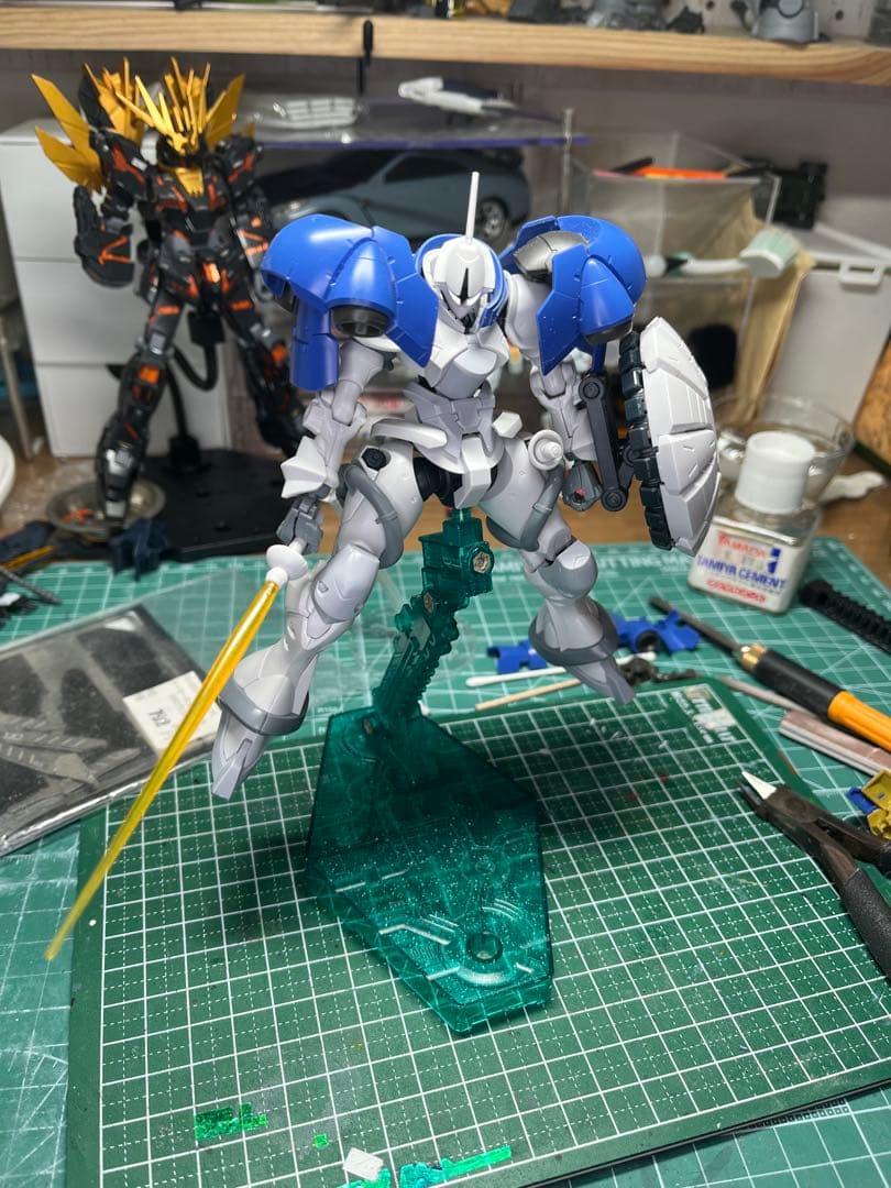 HG　GQ高機動型ギャン（ジョニー・ライデン機）　塗装完成品