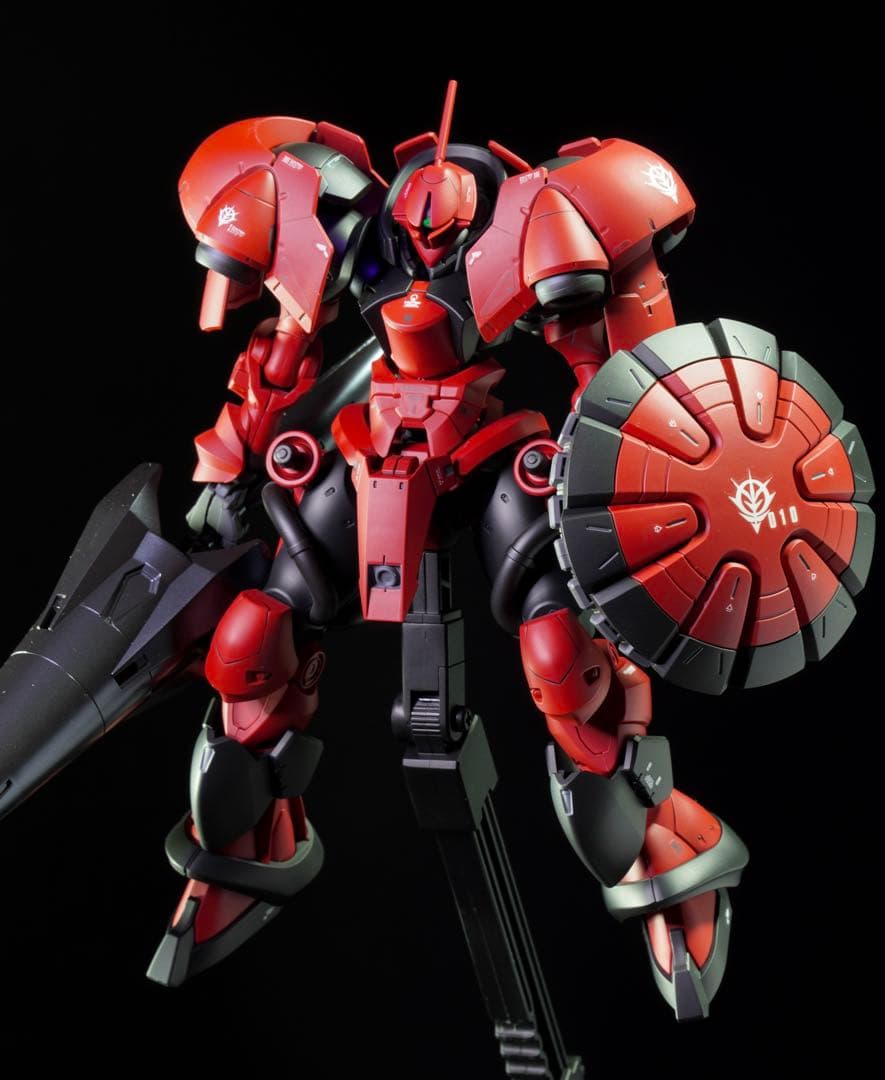 HG　GQ高機動型ギャン（ジョニー・ライデン機）　塗装完成品