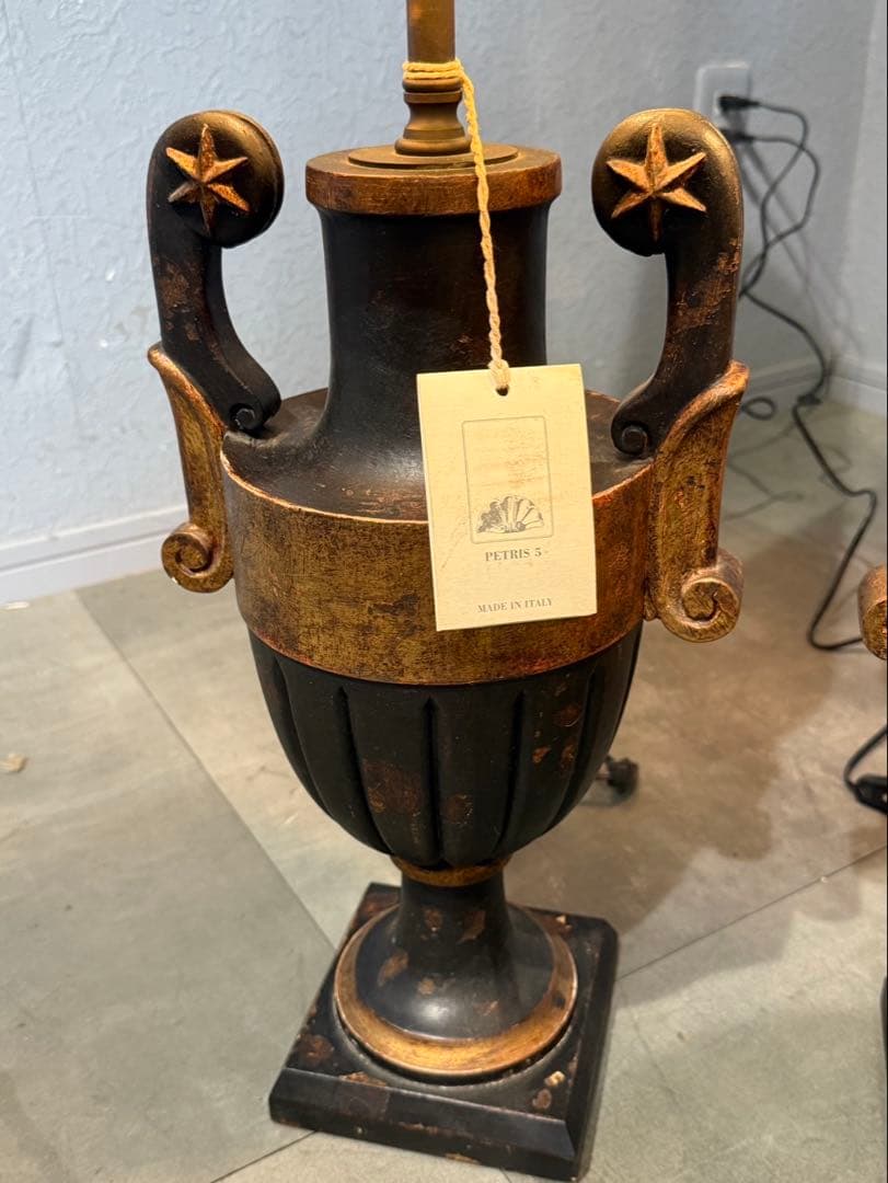 LUME 古典的な黒と金のテーブルランプ2点セット