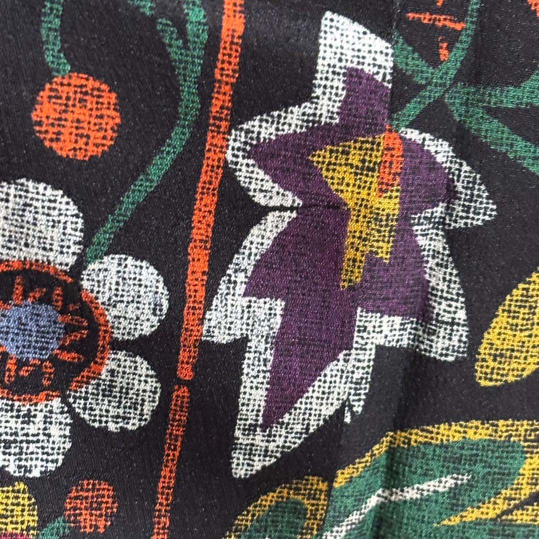 【振袖】 個性的な花模様 市松紋様 着物 袷 小振袖 身丈約159cm