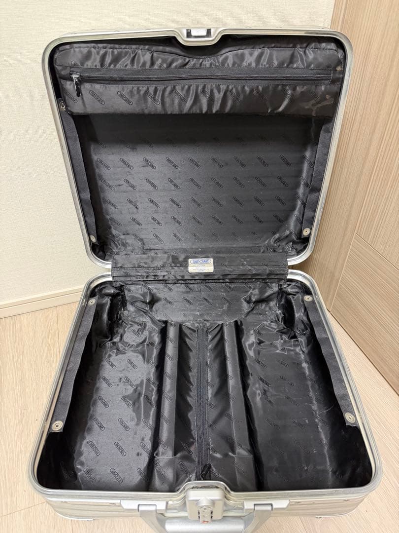 RIMOWA リモワ トパーズ 2輪 ビジネストロリー 機内持ち込み可