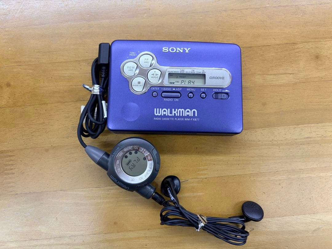 ポータブルプレーヤー SONY WALKMAN WM-FX877