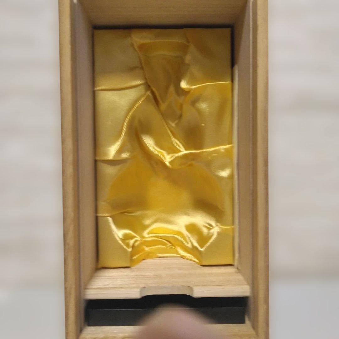 レア！　40年長期貯蔵熟成焼酎『古酒繊月』有田焼ボトル　【500本限定品】