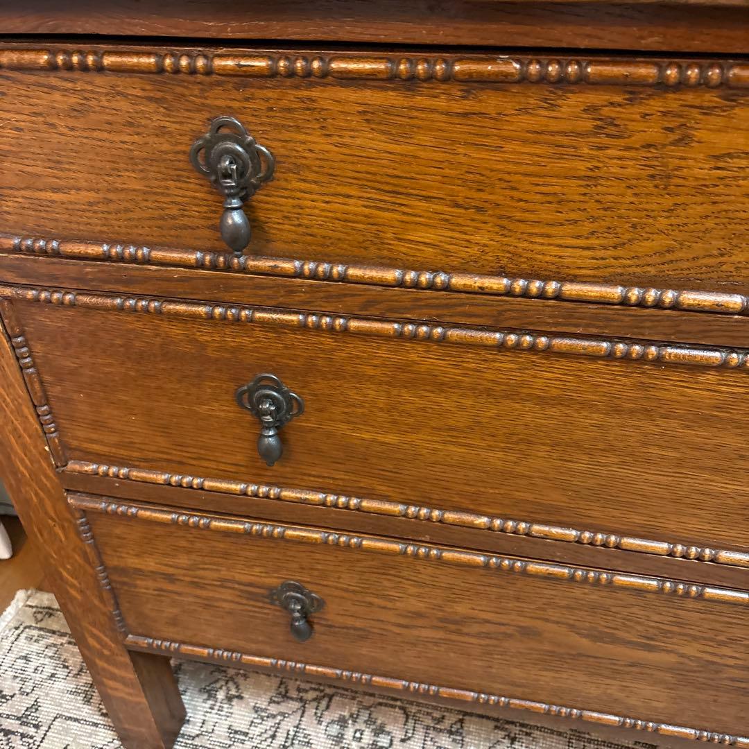 イギリス　ヴィンテージ　オーク材 3段チェスト