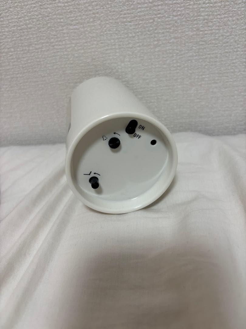 ホワイト アナログ置時計 Mid-Century MODERN