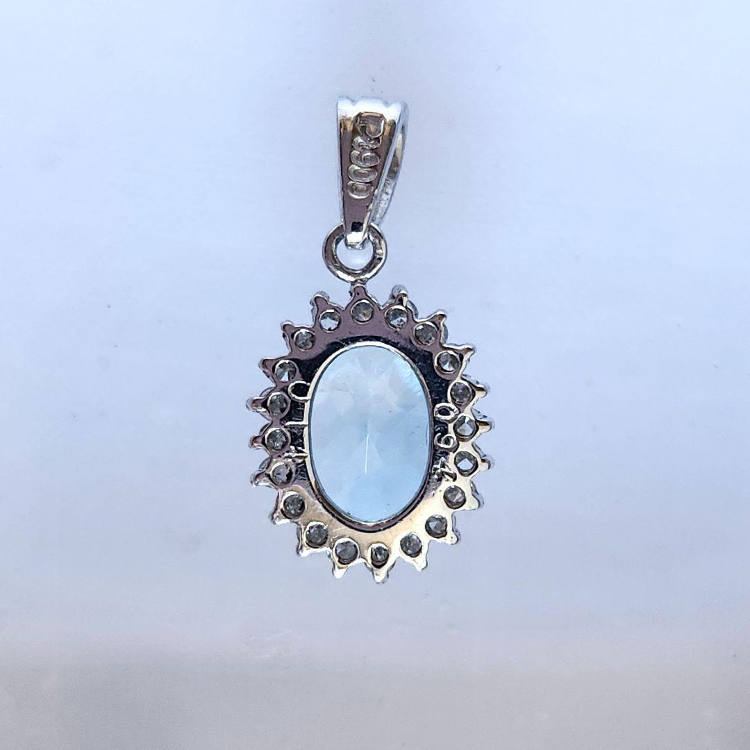 プラチナPt900 アクアマリン＋メレダイヤのペンダントトップ　刻印あり