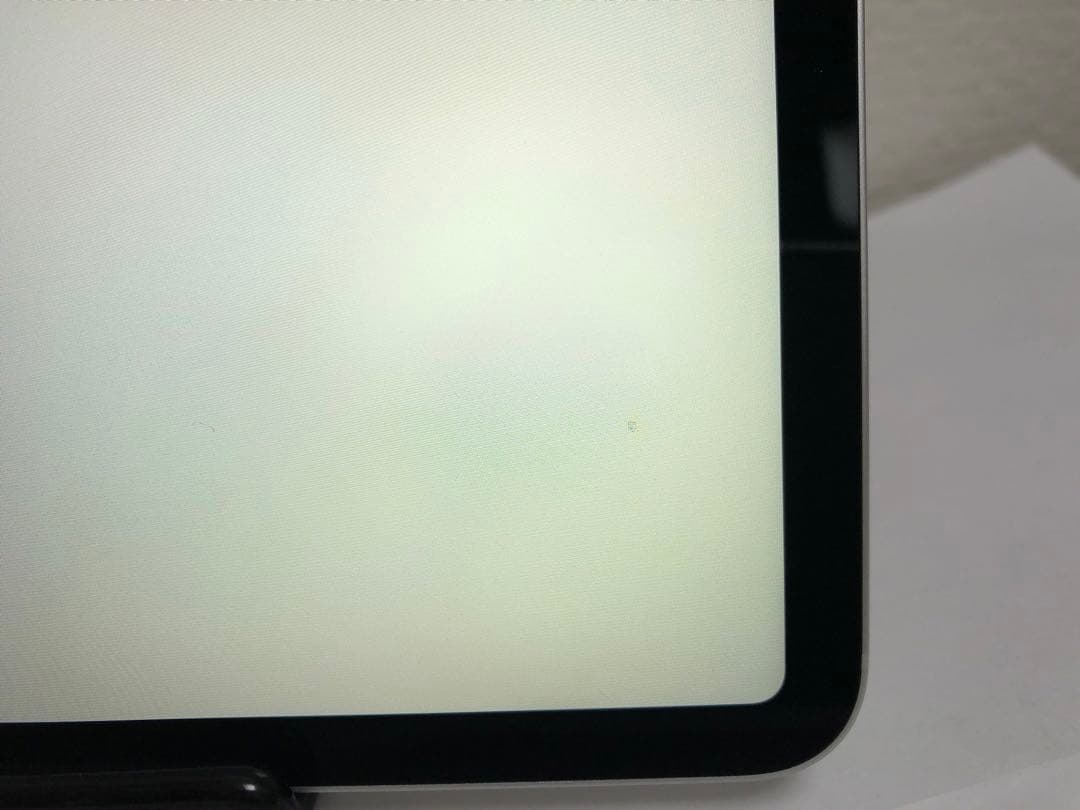 iPad Pro 12.9インチ (第3世代) 256GB SIMフリー N50