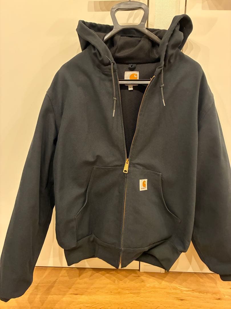 【値引き交渉可】Carhartt アクティブジャケット　Sサイズ