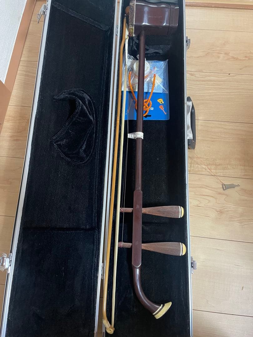 二胡　中国楽器　ケース付き