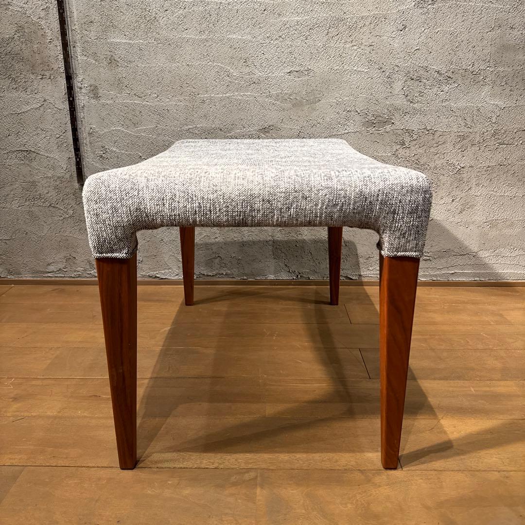 【シュナ】Ritzwell C-LINE スツール ウォルナット