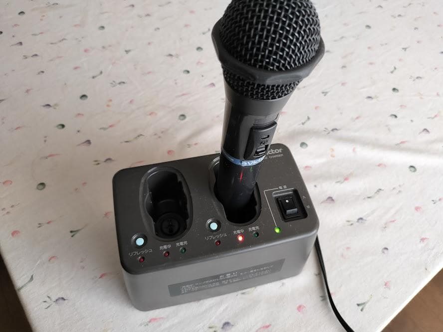 m*7様 【美品】Victor ワイヤレスマイクWM-P970 と 充電器WT-