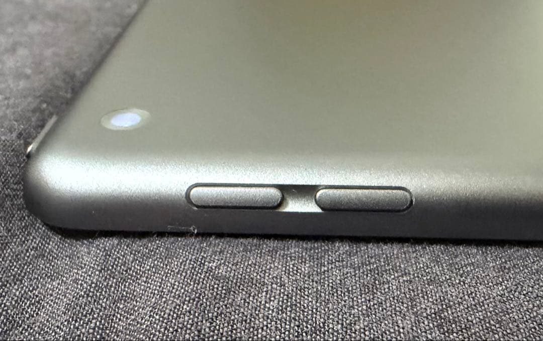 iPad 無印 第7世代(32GB,Wi-Fiモデル)とApple Pencil