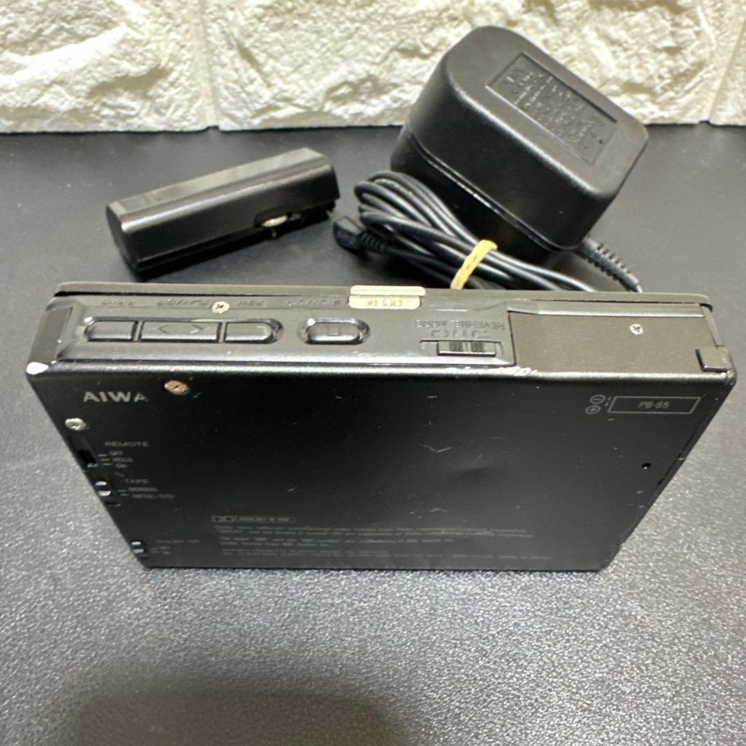 アイワAIWA HS-PL70ポータブルカセットプレーヤー通電確認済　ジャンク品