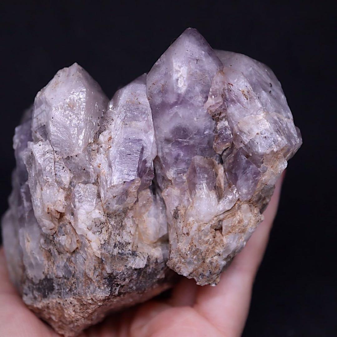 大きい！ユニーク！アメジスト 紫水晶 701.4g AMT291 鉱物原石天然石