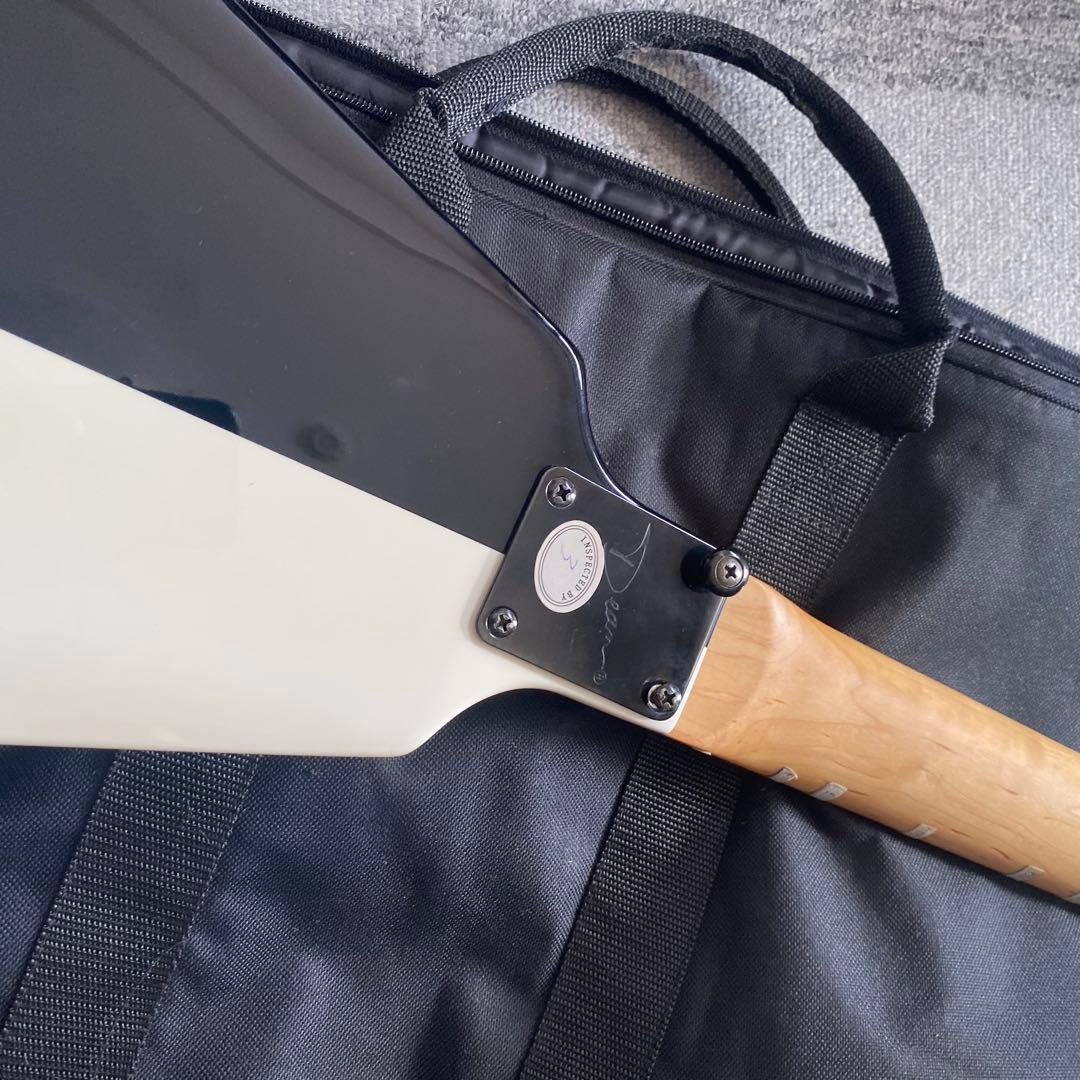 DEENGUITARS マイケルシェンカーモデルフライングV 専用ケース付改造品