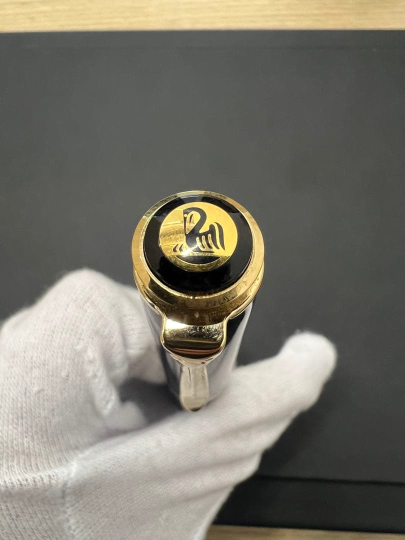 【美品】ペリカン スーベレーン M800 万年筆 EF文字 ブラック