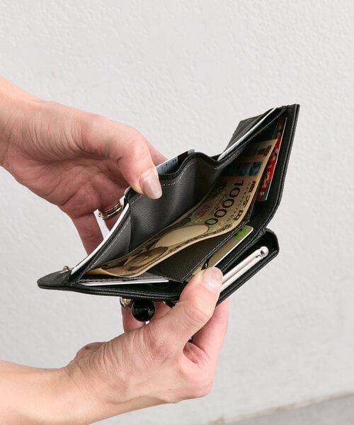 イアパピヨネ「PEZ ×ear」本革/コラボ三つ折りがま口財布