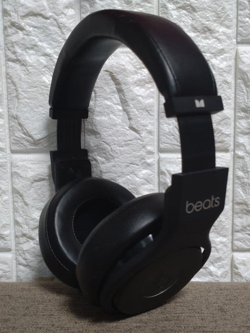 beats by dr.dre Pro オーバーイヤーヘッドフォン　限定品