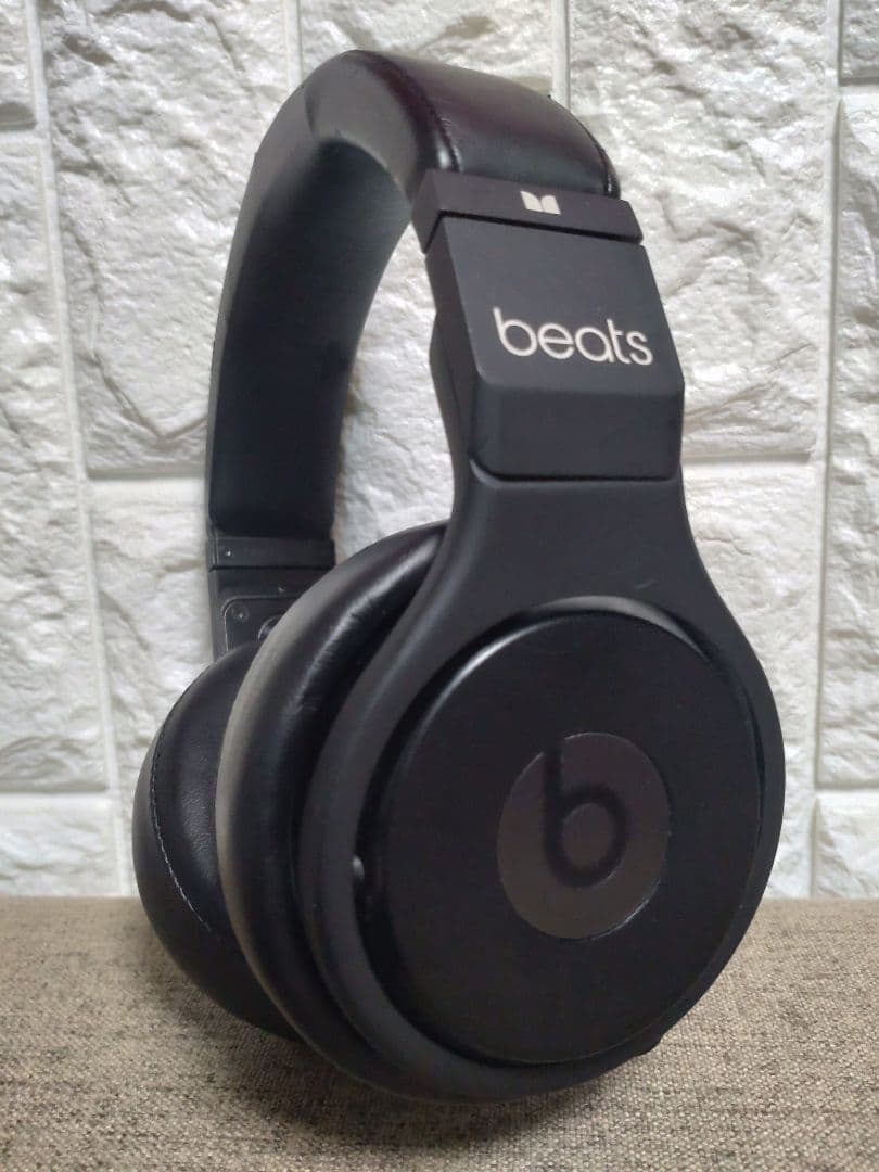 beats by dr.dre Pro オーバーイヤーヘッドフォン　限定品