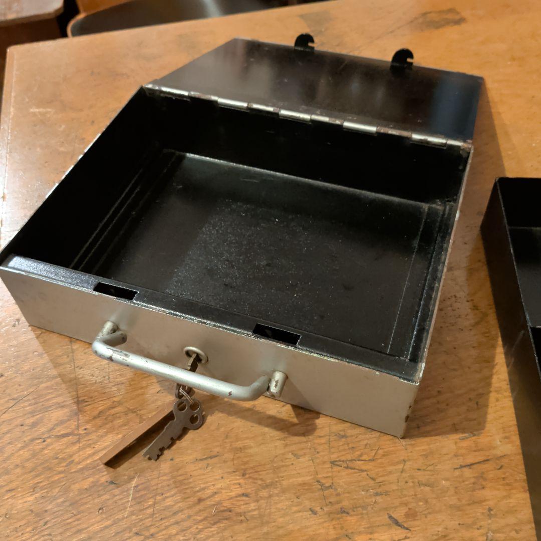 ヴィンテージ　フランスアンティーク　usedキャッシュボックス