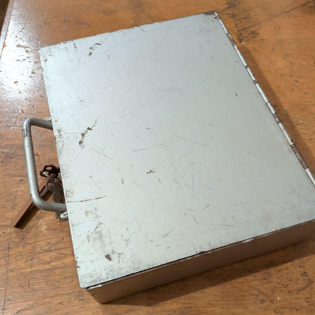 ヴィンテージ　フランスアンティーク　usedキャッシュボックス